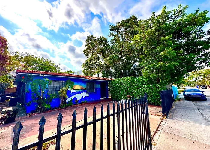 Brazilian Hostel Miami